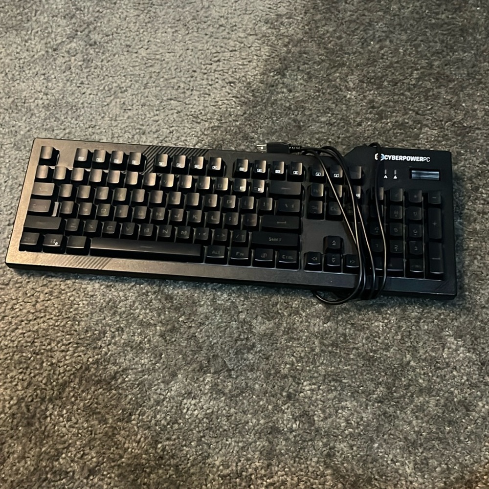 Cyber power keyboard